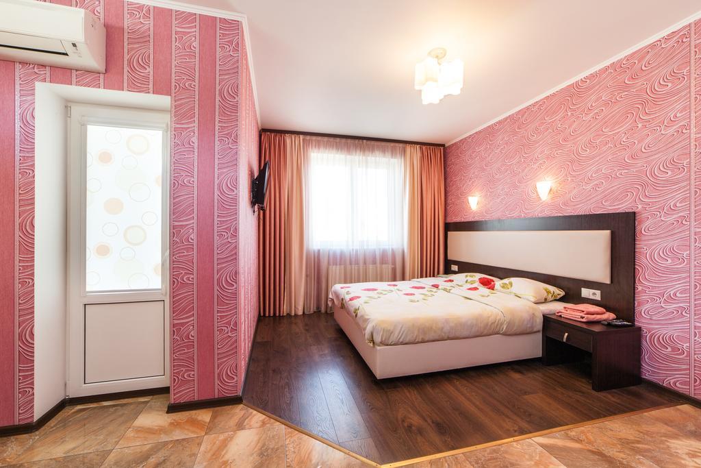 Home Comfort Livoberezhna Iec Kiev Esterno foto