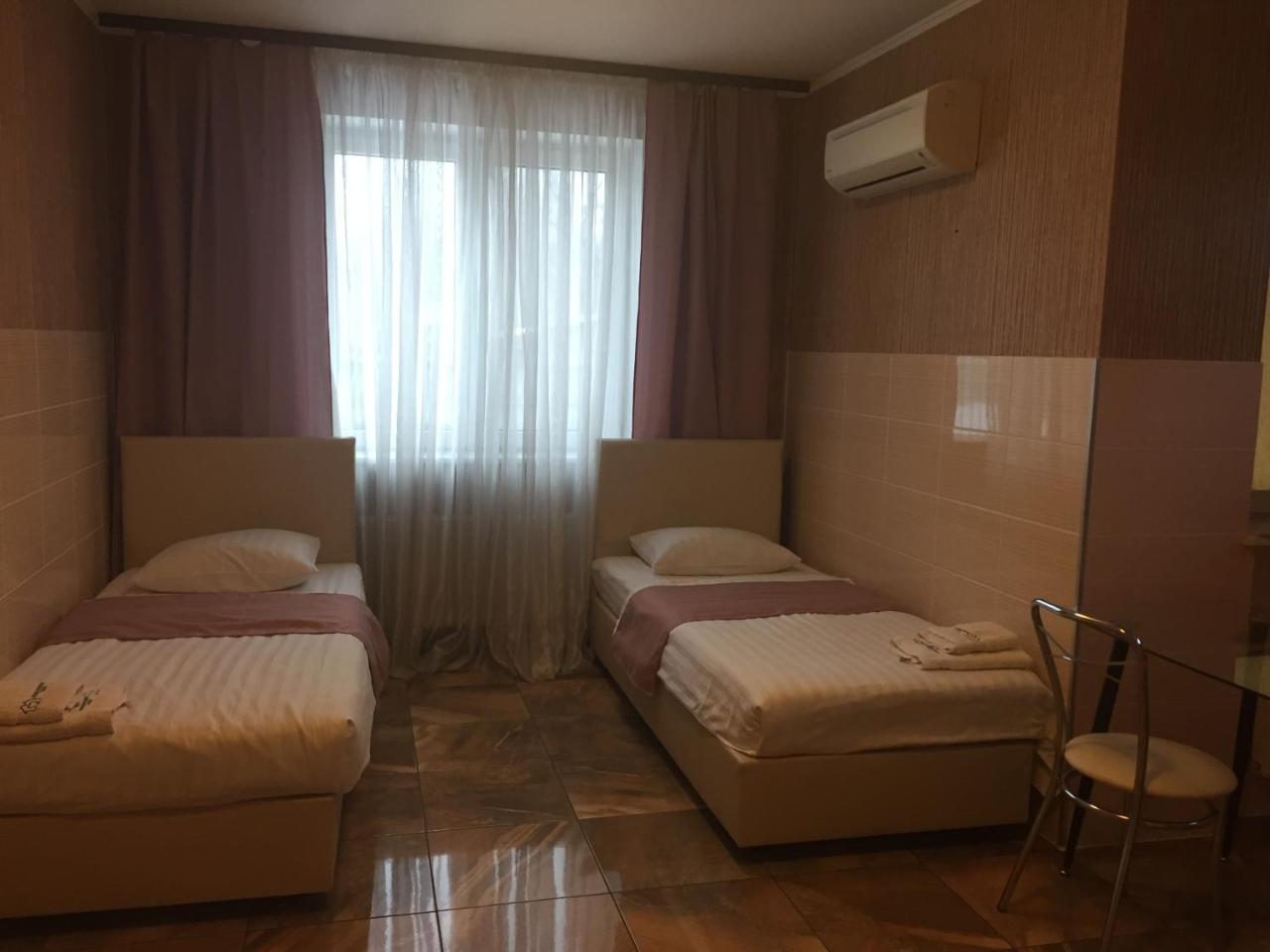 Home Comfort Livoberezhna Iec Kiev Esterno foto