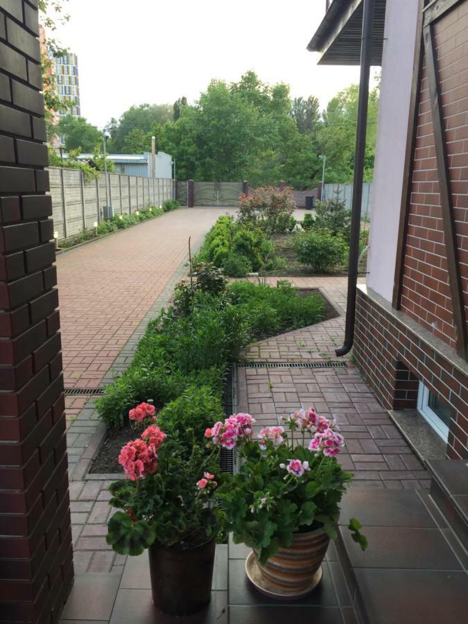 Home Comfort Livoberezhna Iec Kiev Esterno foto